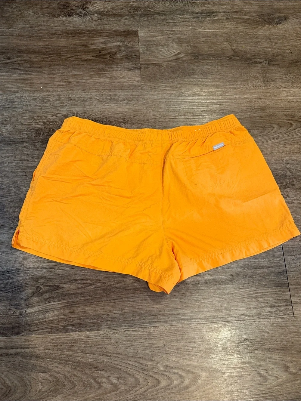 Columbia Sandy River Shorts Womens Size L in Orange Nylon Hiking Athletic